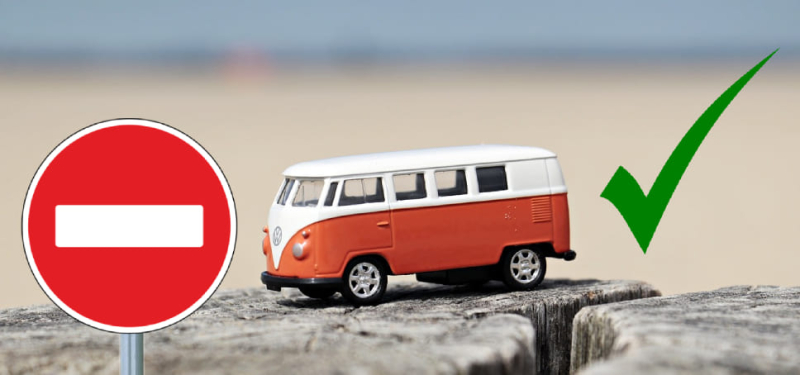 Разрешается ли заезд под &ldquo;кирпич&rdquo;, если живёшь в данном месте?