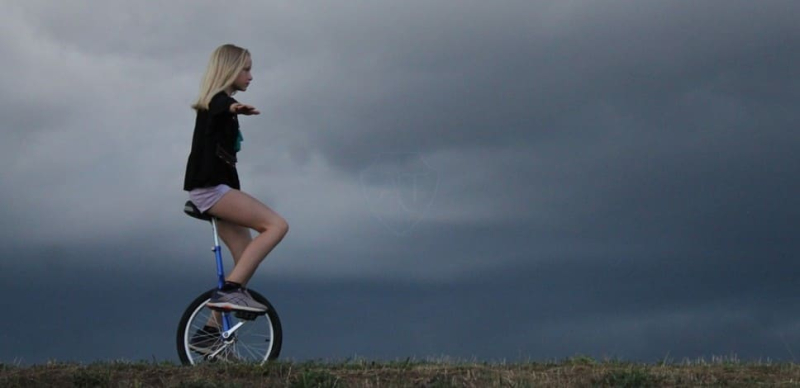 Нужен ли шлем на скутер, мопед, велосипед, электросамокат и другие ТС? Какой штраф?