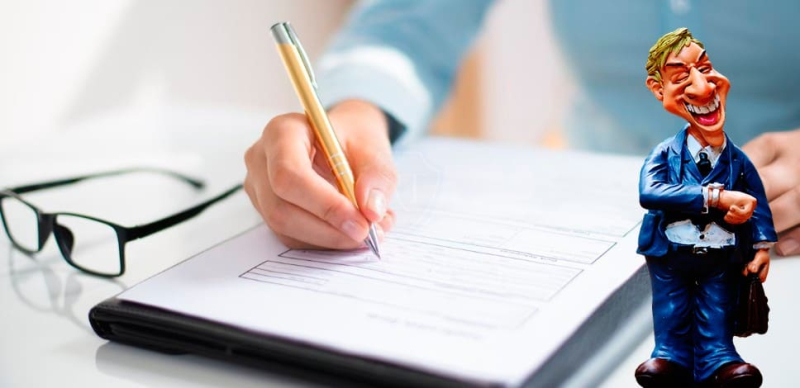 В какой срок нужно подать документы в страховую при ДТП для выплаты?