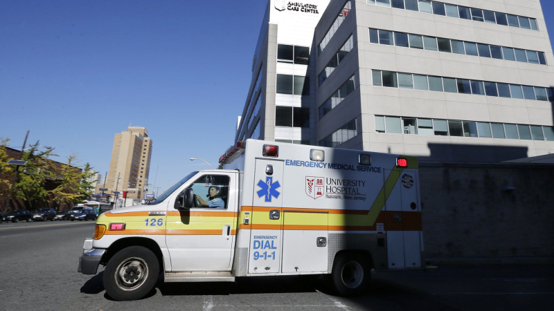 Выступление Трампа перед сторонниками отменили из-за надвигающегося шторма