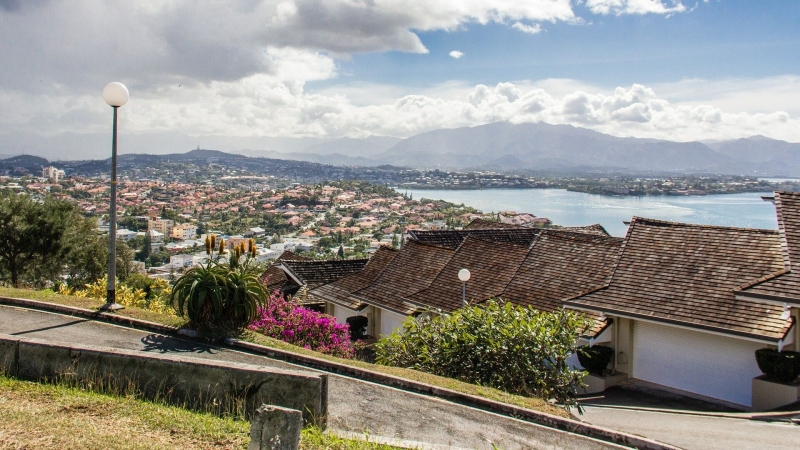 Число жертв погромов в Новой Каледонии возросло до семи