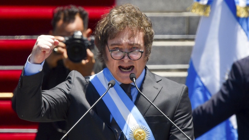 Милей отказался отзывать посла из Испании