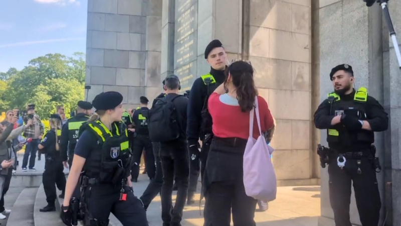 В Берлине задержали десять человек на акциях, приуроченных к 9 мая